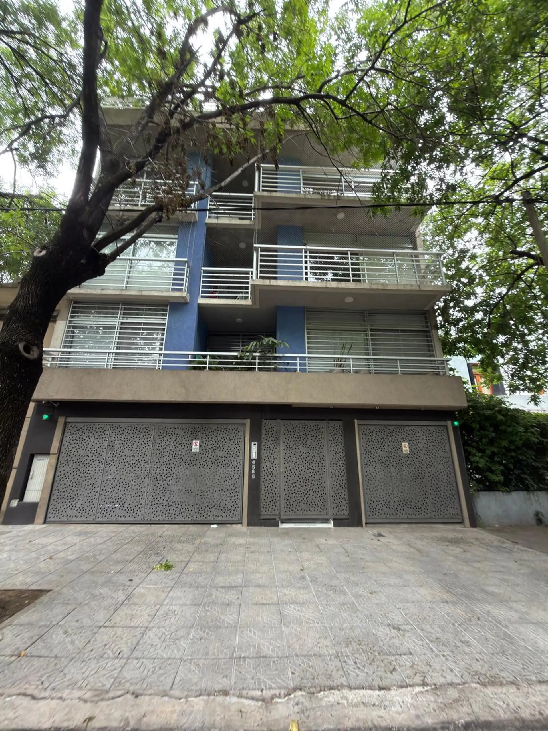 Monoambiente apto profesional, excelente ubicacion. Luminoso, moderno.